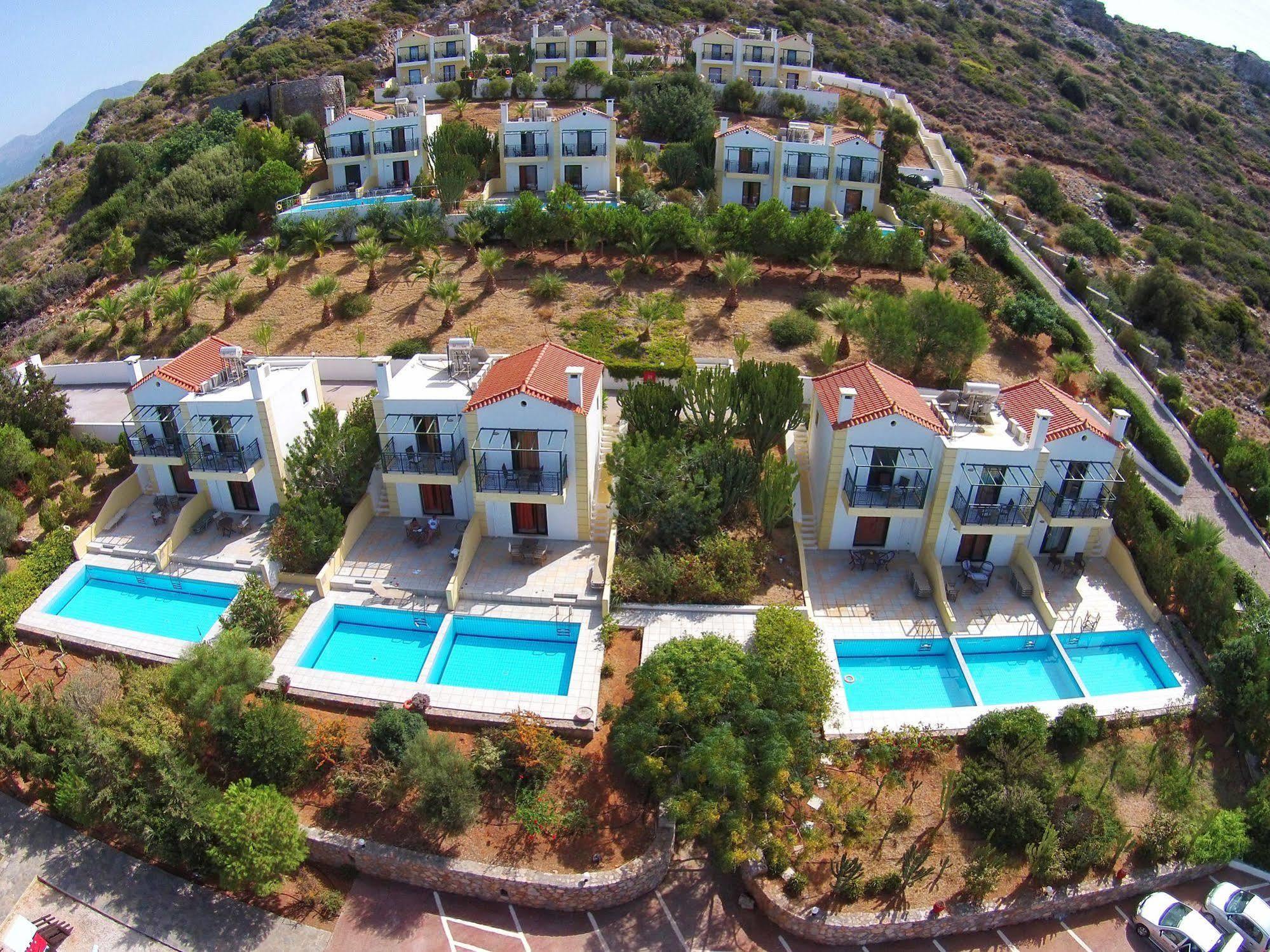 Golden Villas - Hotel Apartments & Villas ヘルソニソス エクステリア 写真