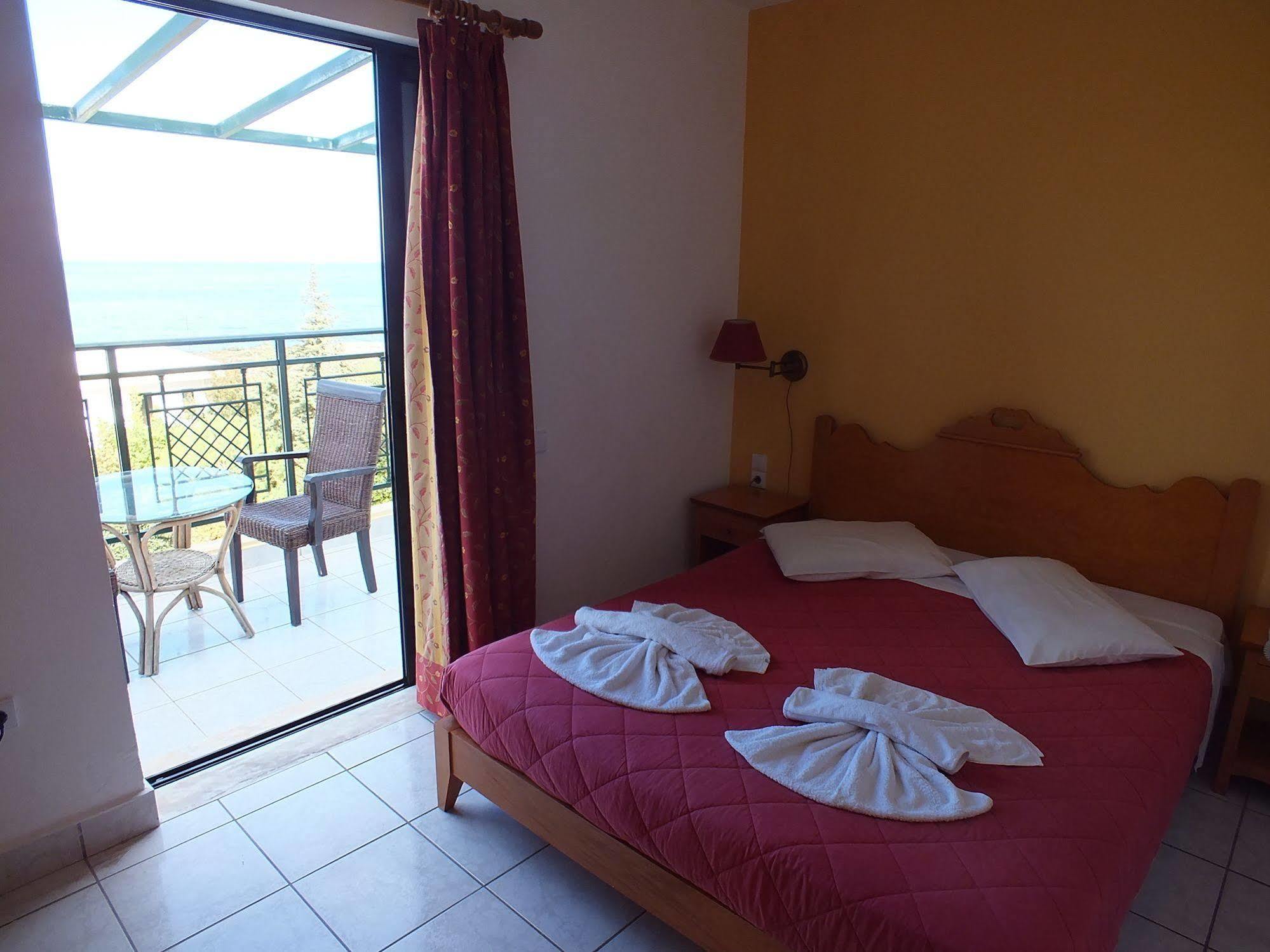 Golden Villas - Hotel Apartments & Villas ヘルソニソス エクステリア 写真