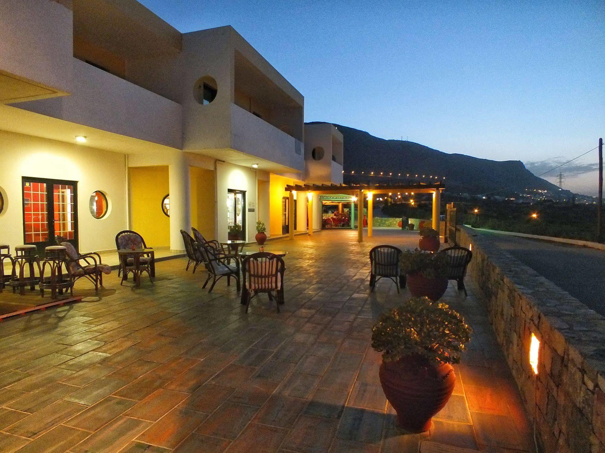 Golden Villas - Hotel Apartments & Villas ヘルソニソス エクステリア 写真