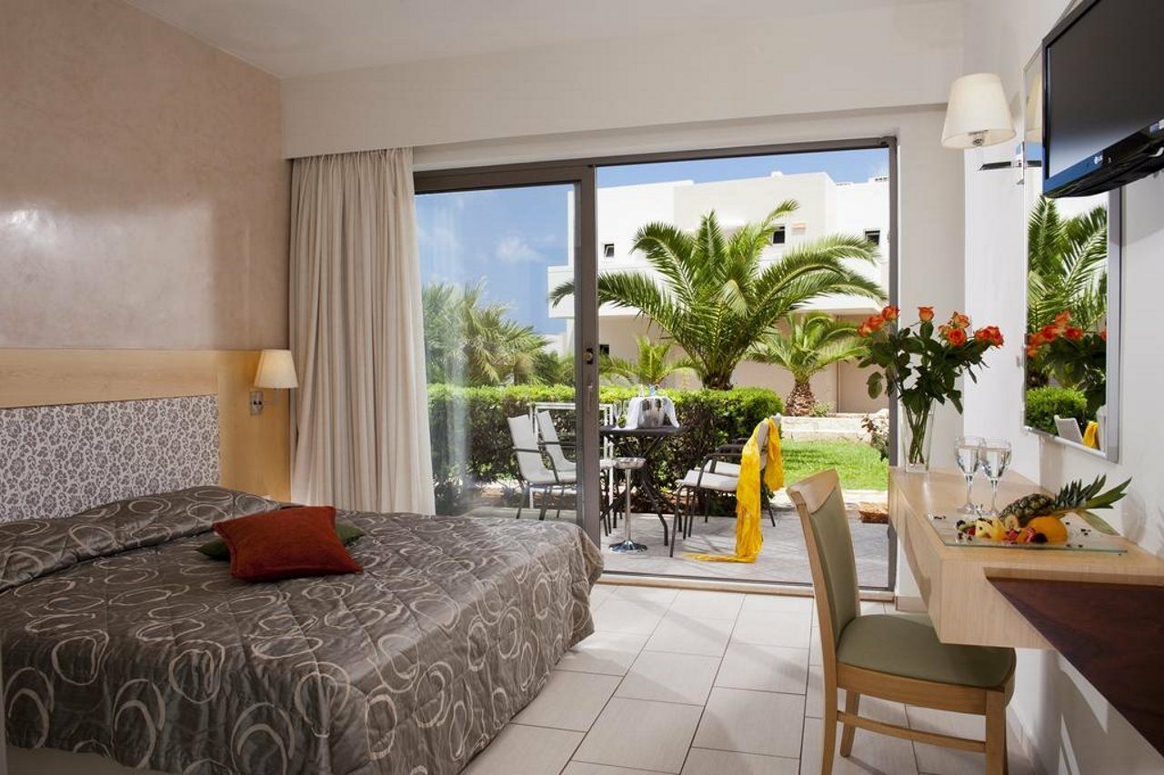 Golden Villas - Hotel Apartments & Villas ヘルソニソス エクステリア 写真
